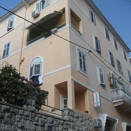 Guesthouse Vrlic Split Bagian luar foto